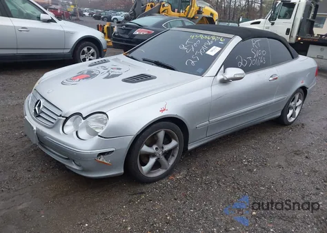 2005 Mercedes-Benz Clk 320 из США, поврежденный, VIN WDBTK65G05T048862